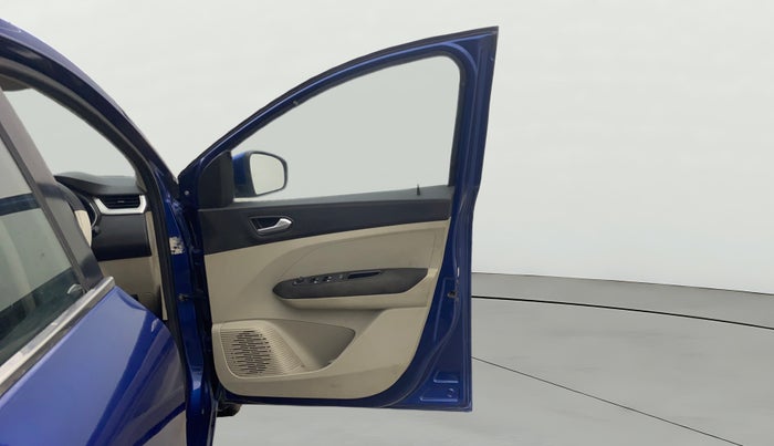 2019 Renault TRIBER RXZ, Petrol, Manual, 69,887 km, RHS Front Door