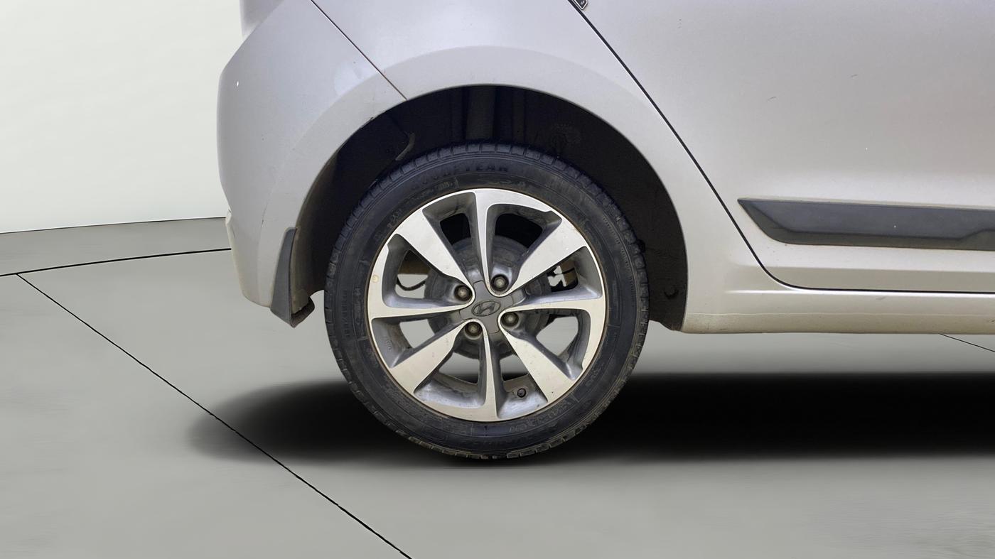 2015 Hyundai Elite i20 ASTA 1.2, Petrol, Manual, 35,301 km, Right Rear Wheel