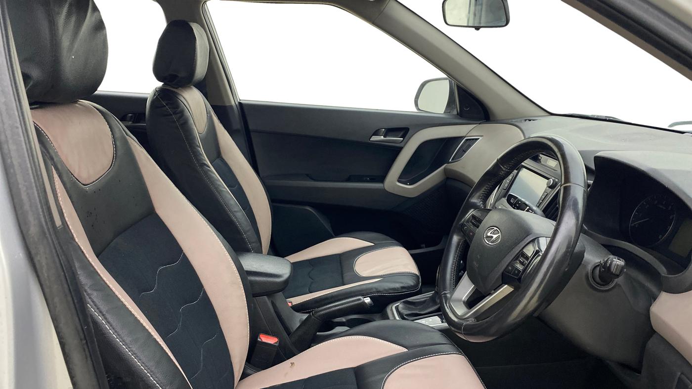 2017 Hyundai Creta SX PLUS AT 1.6 PETROL, Petrol, Automatic, 74,195 km, Right Side Front Door Cabin