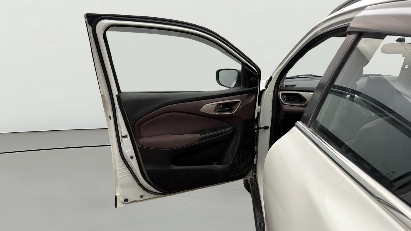 2025 Maruti FRONX DELTA PLUS 1.2MT, Petrol, Manual, 15,153 km, LHS Front Door