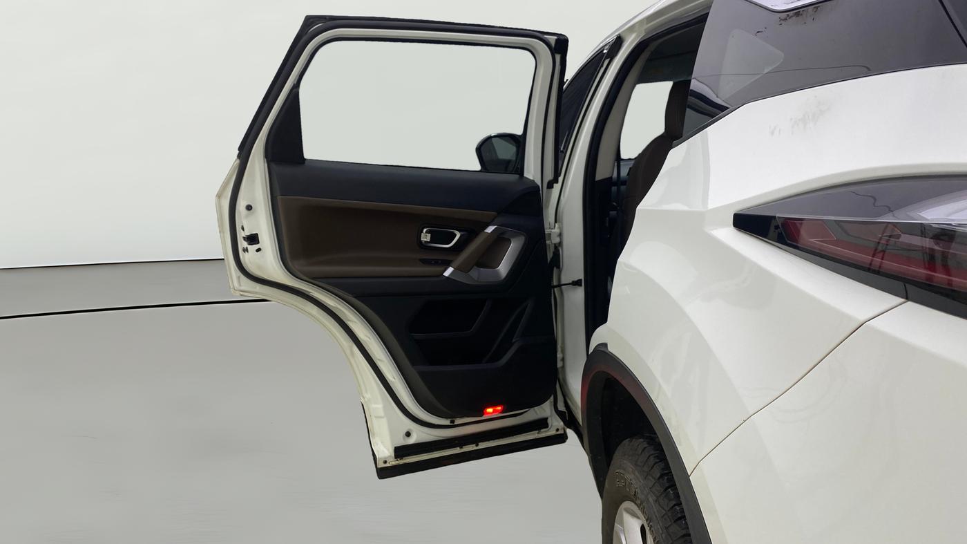 2019 Tata Harrier XZ PLUS 2.0L, Diesel, Manual, 75,989 km, LHS Rear Door