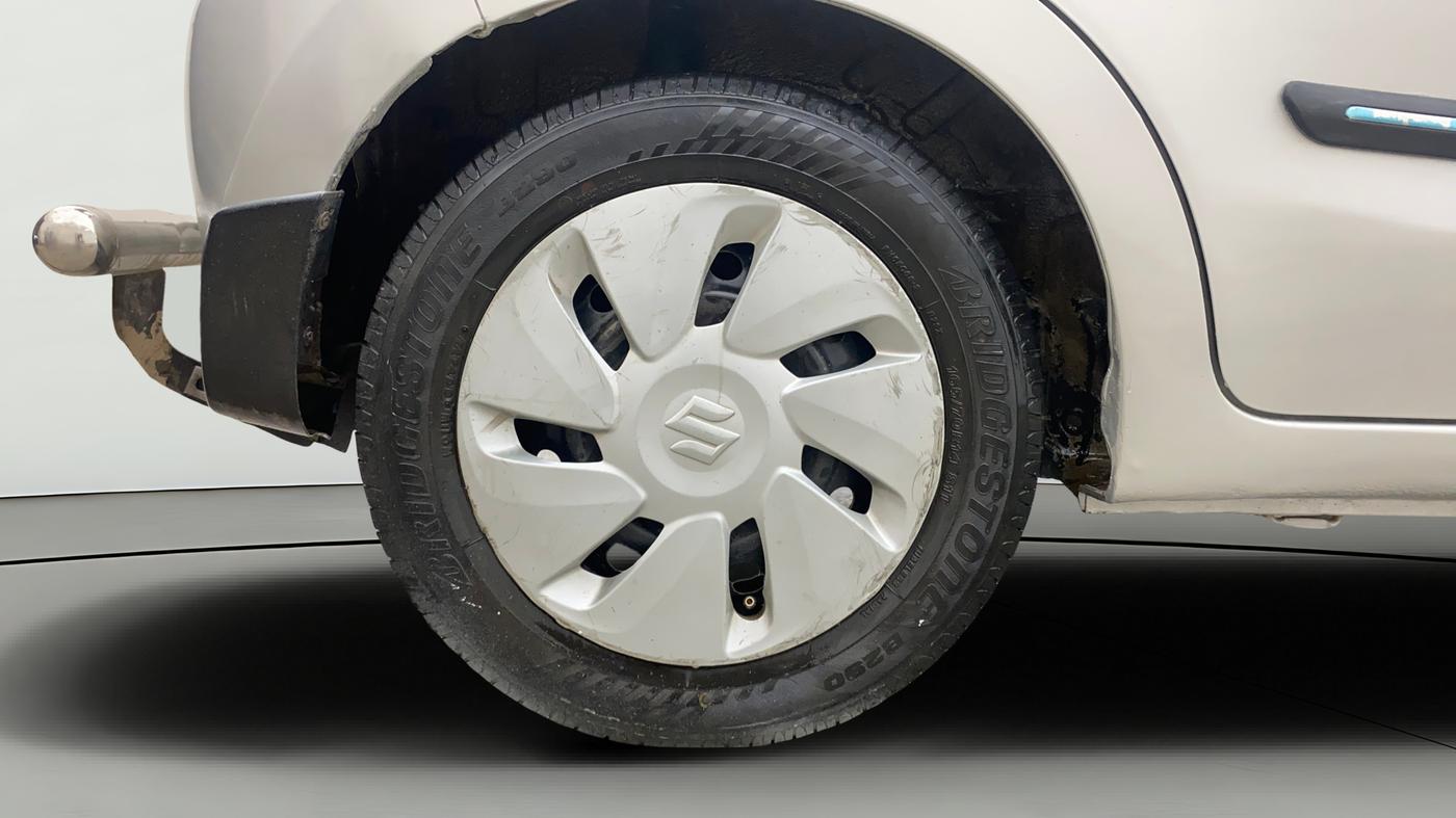 2018 Maruti Celerio VXI, CNG, Manual, 1,45,741 km, Right Rear Wheel