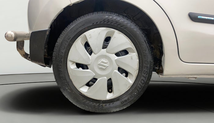 2018 Maruti Celerio VXI, CNG, Manual, 1,45,718 km, Right Rear Wheel