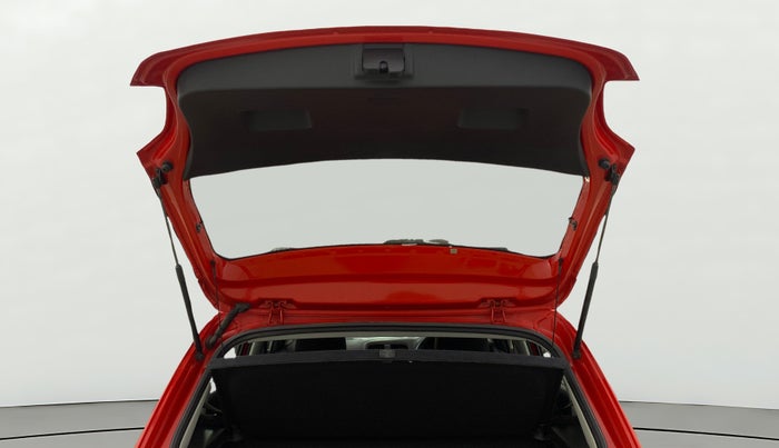 2018 Volkswagen Polo COMFORTLINE 1.0L MPI, Petrol, Manual, 27,544 km, Boot Door Open