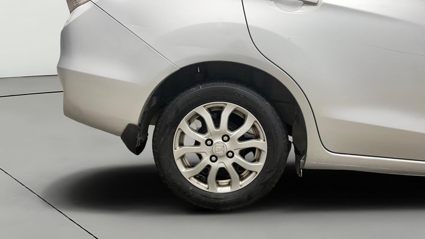 2015 Honda Amaze 1.2L I-VTEC VX AT, Petrol, Automatic, 69,941 km, Right Rear Wheel
