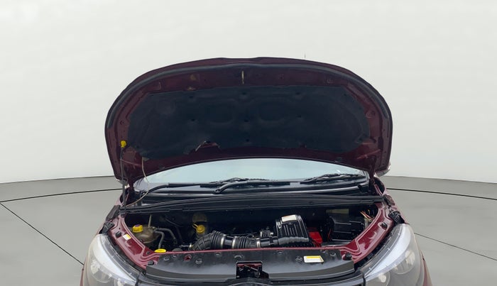 2018 Mahindra MARAZZO M4 7 STR, Diesel, Manual, 1,09,601 km, Open Bonet