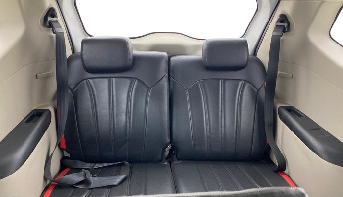 2021 Renault TRIBER RXT, Petrol, Manual, 19,686 km, Third Seat Row ( optional )