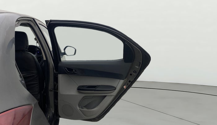 2021 Tata Tiago XT (O) PETROL, Petrol, Manual, 1,09,683 km, RHS Rear Door