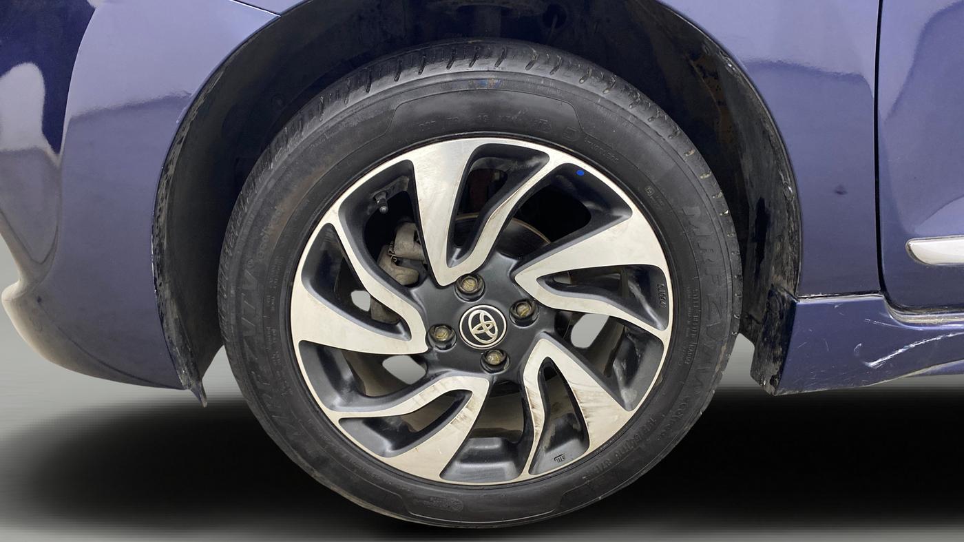 2020 Toyota Glanza G, Petrol, Manual, 39,115 km, Left Front Wheel