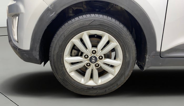 2017 Hyundai Creta SX PLUS 1.6 PETROL, Petrol, Manual, 1,17,889 km, Left Front Wheel