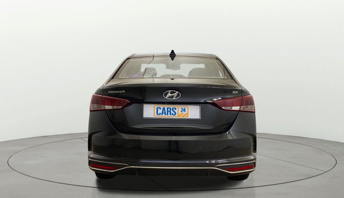 2021 Hyundai Verna SX (O) 1.5 VTVT IVT, Petrol, Automatic, 41,879 km, Back/Rear