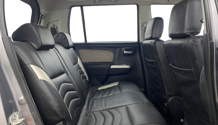 2016 Maruti Wagon R 1.0 VXI, CNG, Manual, 77,273 km, Right Side Rear Door Cabin