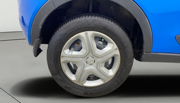 2019 Tata NEXON XMA DIESEL, Diesel, Automatic, 64,711 km, Right Rear Wheel