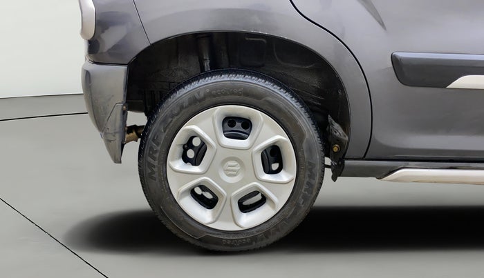 2021 Maruti S PRESSO VXI+, Petrol, Manual, 32,296 km, Right Rear Wheel