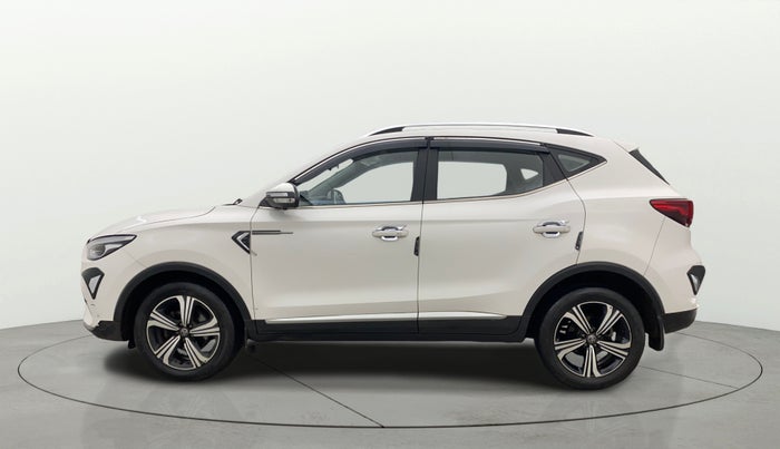 2022 MG ASTOR SHARP 1.5 MT, Petrol, Manual, 30,004 km, Left Side