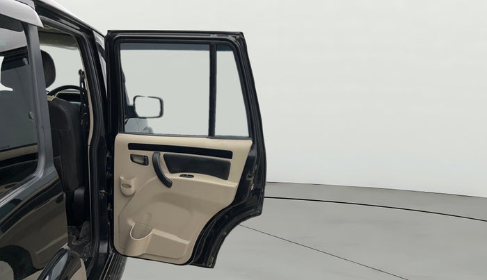 2023 Mahindra SCORPIO CLASSIC S11 7STR, Diesel, Manual, 43,948 km, RHS Rear Door