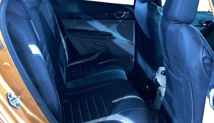 2018 Tata Tiago XZ PETROL, Petrol, Manual, 19,165 km, Right Side Rear Door Cabin