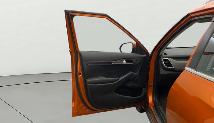 2020 KIA SELTOS HTK PLUS 1.5, Petrol, Manual, 98,426 km, LHS Front Door