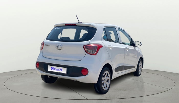 2018 Hyundai Grand i10 MAGNA 1.2 KAPPA VTVT, Petrol, Manual, 63,628 km, Right Back Diagonal