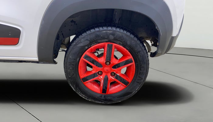 2017 Renault Kwid RXT 02 Anniversary Edition, Petrol, Manual, 98,354 km, Left Rear Wheel