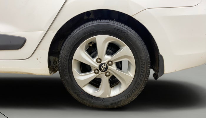 2017 Hyundai Xcent SX 1.2, CNG, Manual, 78,345 km, Left Rear Wheel