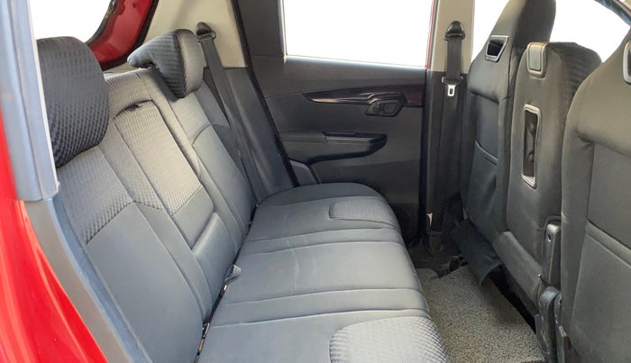 2018 Mahindra KUV 100 NXT K8 P 6 STR DUAL TONE, Petrol, Manual, 92,567 km, Right Side Rear Door Cabin