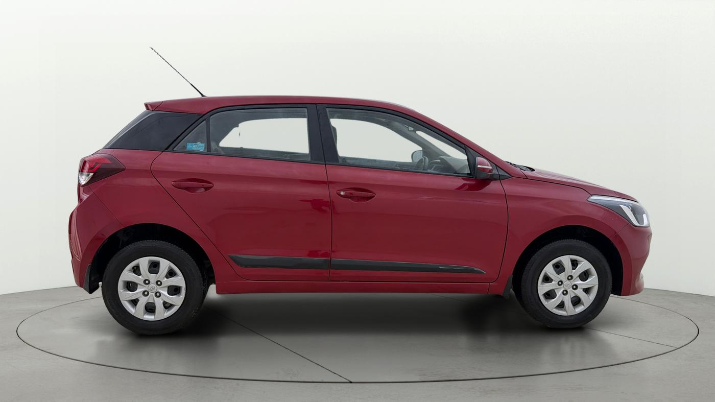 2016 Hyundai Elite i20 SPORTZ 1.2, Petrol, Manual, 42,373 km, Right Side View