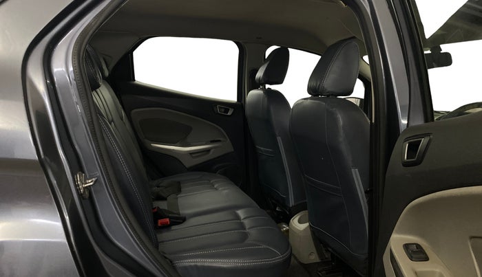 2015 Ford Ecosport TITANIUM 1.5L PETROL AT, Petrol, Automatic, 1,20,576 km, Right Side Rear Door Cabin