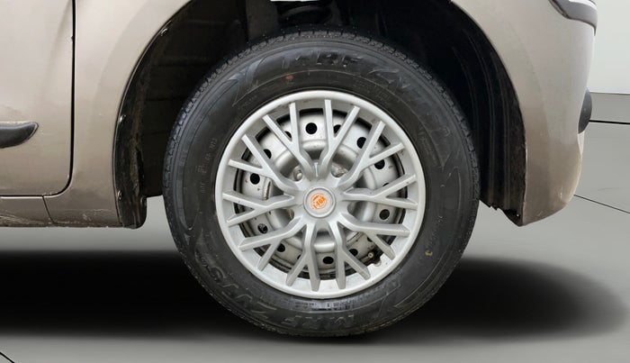 2021 Maruti New Wagon-R LXI CNG 1.0, CNG, Manual, 59,969 km, Right Front Wheel