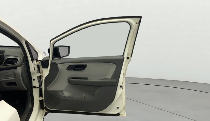 2020 Tata ALTROZ XE PETROL, Petrol, Manual, 72,750 km, RHS Front Door