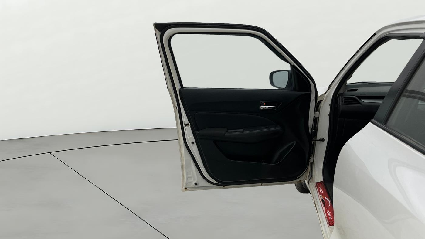 2020 Maruti Swift VXI, Petrol, Manual, 50,495 km, LHS Front Door