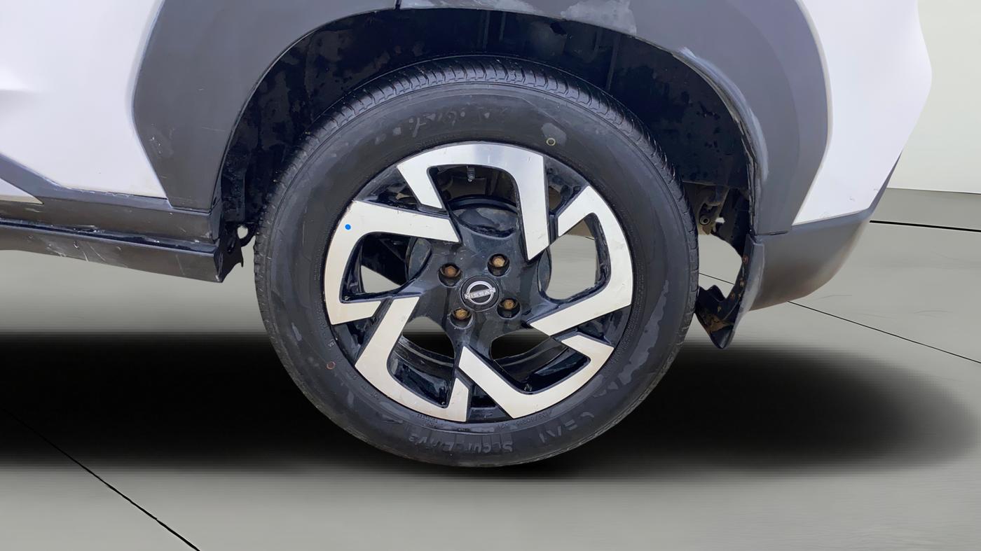 2021 Nissan MAGNITE XV MT, CNG, Manual, 65,910 km, Left Rear Wheel