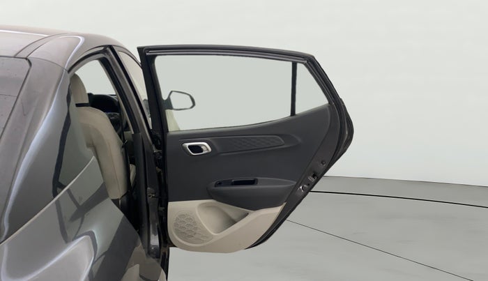 2023 Hyundai AURA SX 1.2 CNG, CNG, Manual, 29,240 km, RHS Rear Door