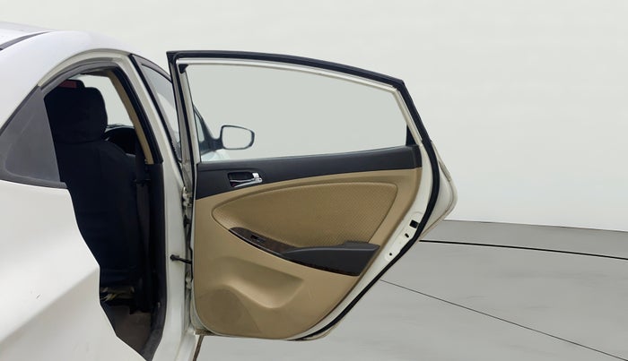 2012 Hyundai Verna FLUIDIC 1.6 CRDI SX, Diesel, Manual, 1,11,454 km, RHS Rear Door