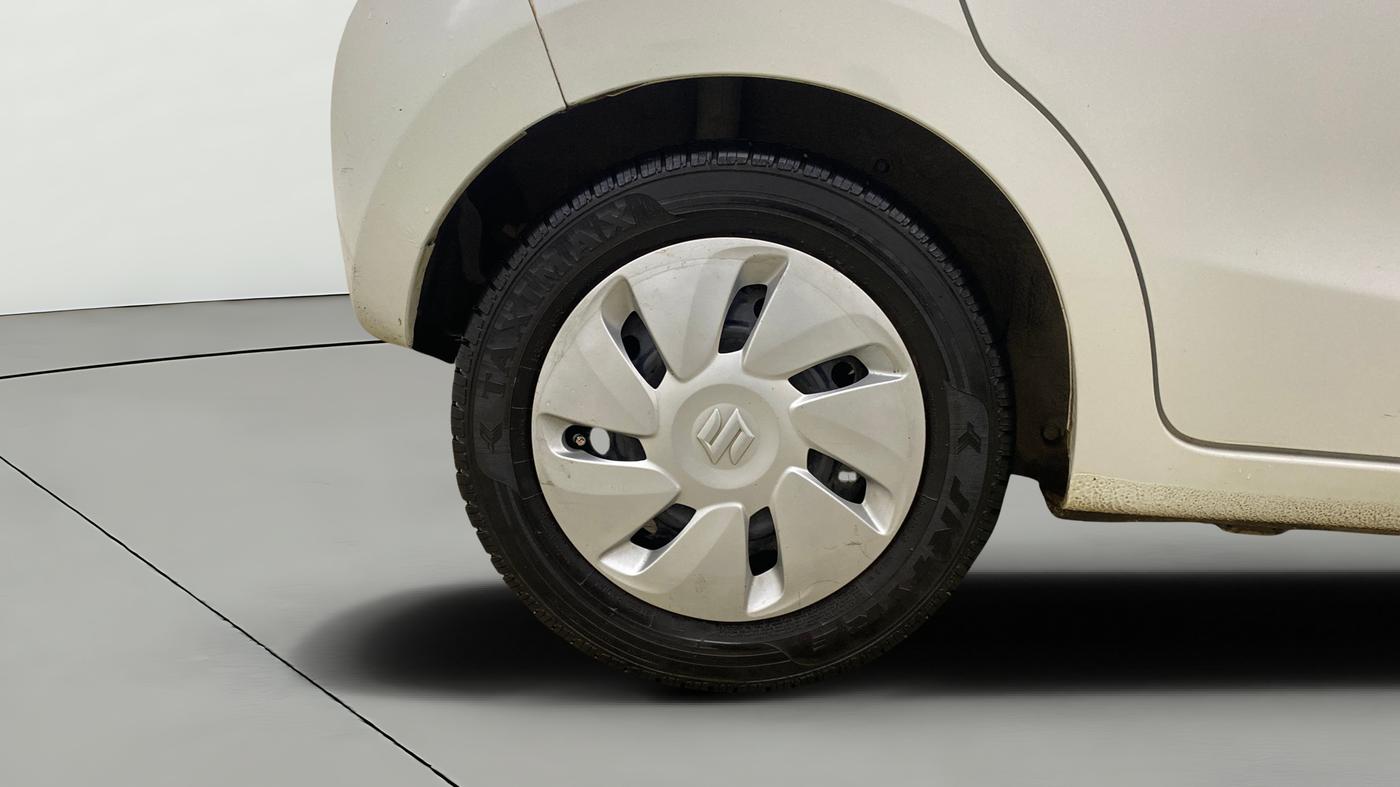 2016 Maruti Celerio ZXI, CNG, Manual, 56,767 km, Right Rear Wheel