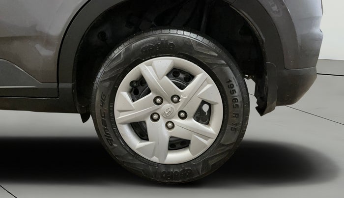 2020 Hyundai VENUE S 1.2, Petrol, Manual, 19,029 km, Left Rear Wheel