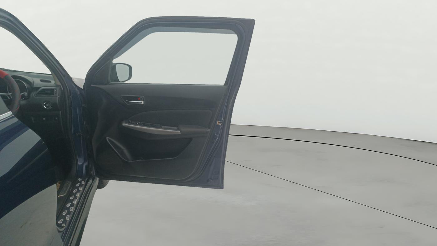 2022 Maruti Swift ZXI, Petrol, Manual, 95,968 km, RHS Front Door