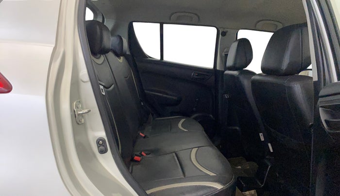 2015 Maruti Swift LXI (O), Petrol, Manual, 42,700 km, Right Side Rear Door Cabin