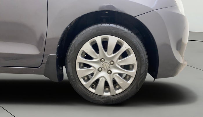 2017 Maruti Baleno ZETA CVT PETROL 1.2, Petrol, Automatic, 97,116 km, Right Front Wheel