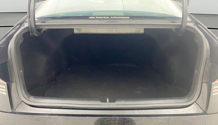 2024 Hyundai Verna SX 1.5 l MPI, Petrol, Manual, 20,610 km, Boot Open Zoomed View