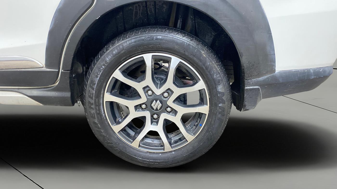 2023 Maruti XL6 ZETA AT, Petrol, Automatic, 81,155 km, Left Rear Wheel