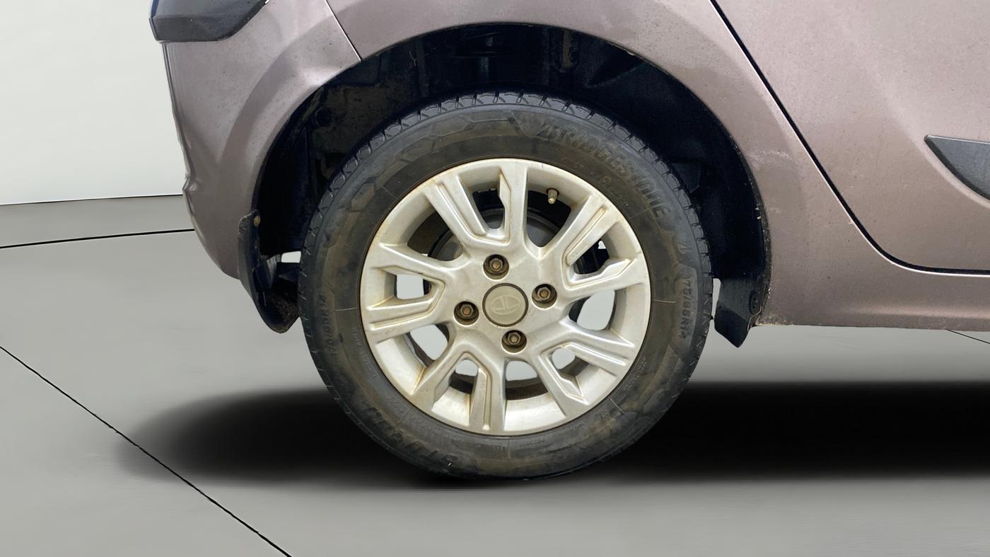 2018 Tata Tiago XZA PETROL, Petrol, Automatic, 50,427 km, Right Rear Wheel