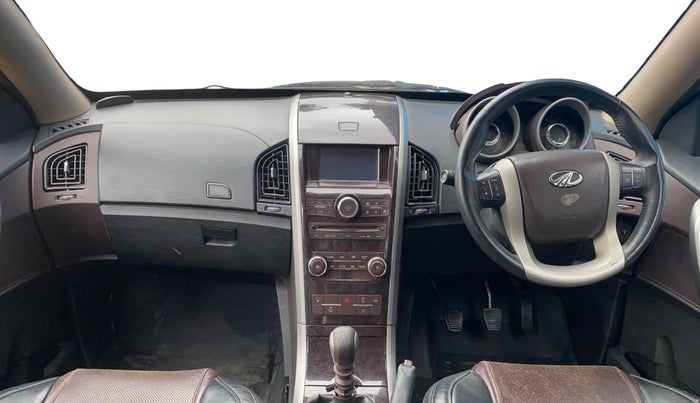 2014 Mahindra XUV500 W8, Diesel, Manual, 83,252 km, Dashboard