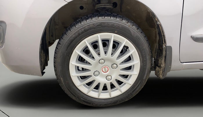 2014 Maruti Wagon R 1.0 VXI, Petrol, Manual, 58,412 km, Left Front Wheel