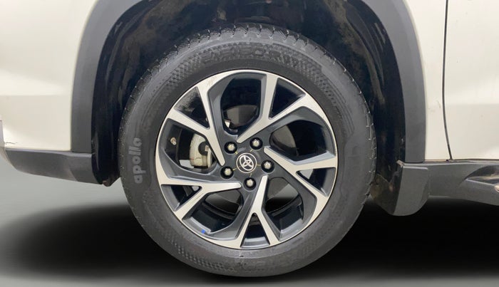 2024 Toyota URBAN CRUISER HYRYDER V HYBRID, Hybrid, Automatic, 14,033 km, Left Front Wheel