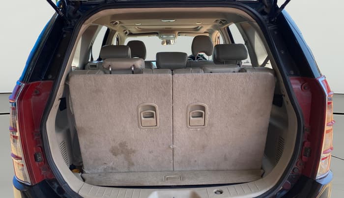 2016 Mahindra XUV500 W10 AT, Diesel, Automatic, 1,26,904 km, Boot Open Zoomed View