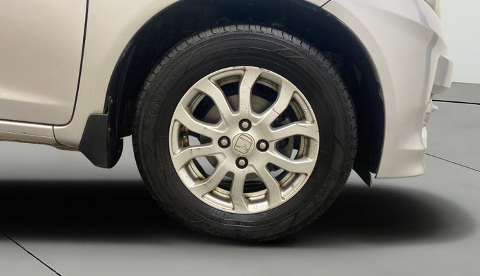 2014 Honda Amaze 1.2L I-VTEC VX, Petrol, Manual, 1,39,732 km, Right Front Wheel
