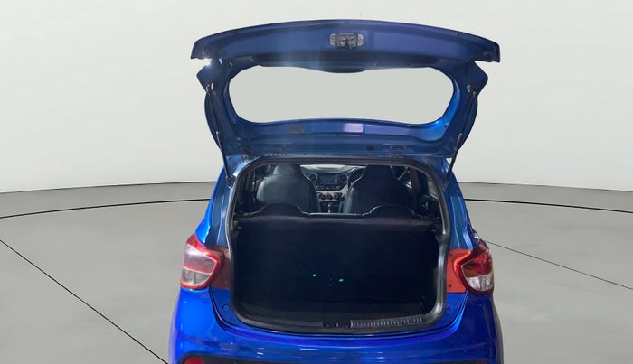 2017 Hyundai Grand i10 SPORTZ (O) 1.2 KAPPA VTVT, Petrol, Manual, 73,145 km, Boot Open Zoomed View