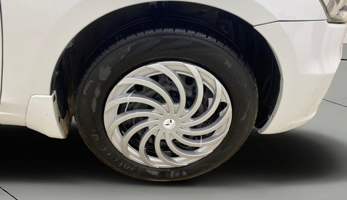 2017 Maruti Ciaz VXI, Petrol, Manual, 97,745 km, Right Front Wheel