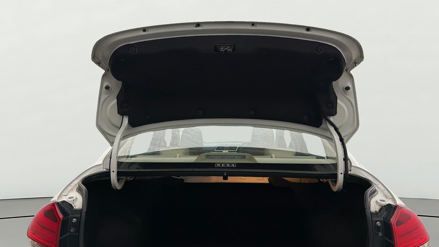 2025 Maruti Ciaz ALPHA  AT 1.5 SHVS PETROL, Petrol, Automatic, 5,025 km, Boot Door Open